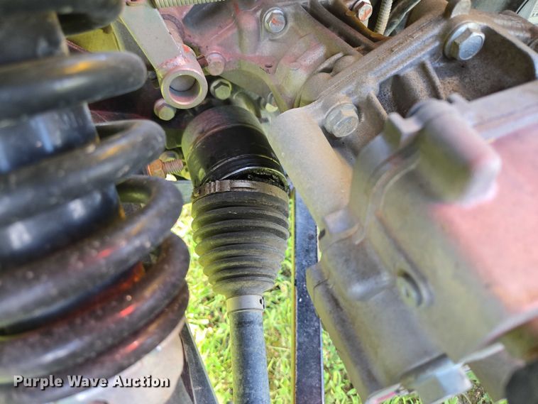 image for item EN3890 2015 John Deere Gator 625i utility vehicle