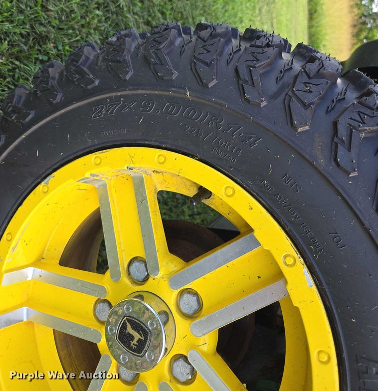 image for item EN3890 2015 John Deere Gator 625i utility vehicle