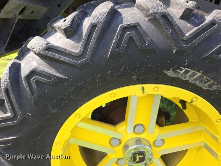 image for item EN3890 2015 John Deere Gator 625i utility vehicle