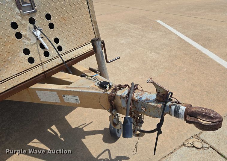 image for item EN8085 2006 Coachcraft fiber optic splicing trailer