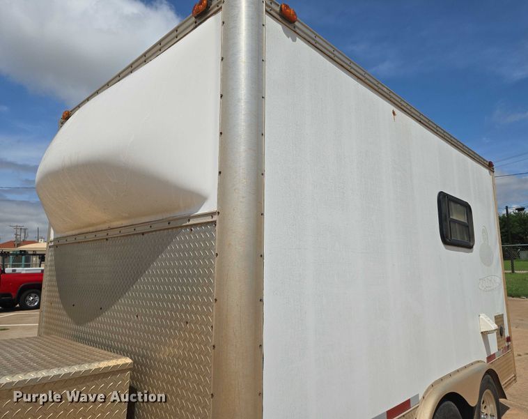 image for item EN8085 2006 Coachcraft fiber optic splicing trailer