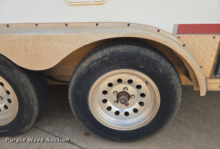 image for item EN8085 2006 Coachcraft fiber optic splicing trailer