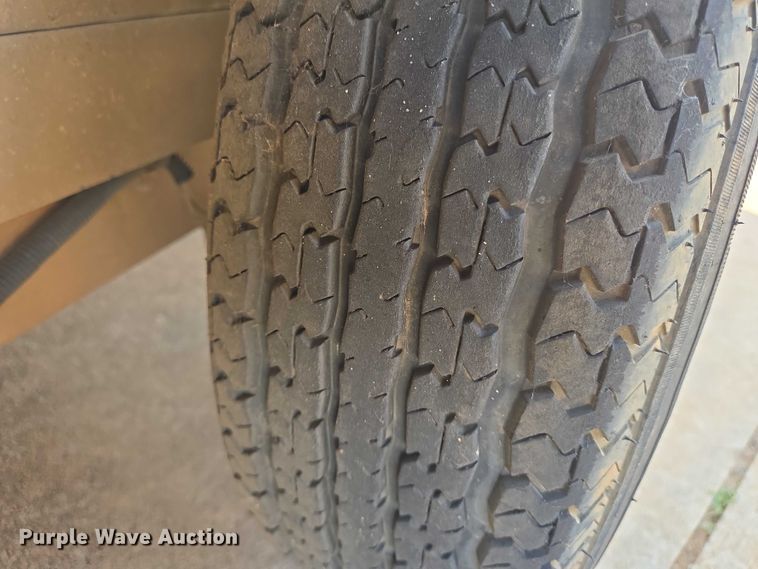 image for item EN8085 2006 Coachcraft fiber optic splicing trailer