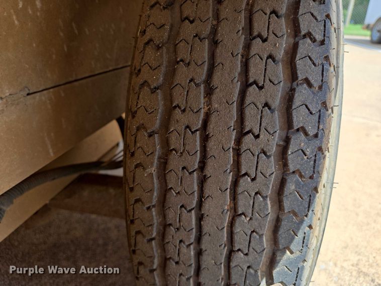 image for item EN8085 2006 Coachcraft fiber optic splicing trailer