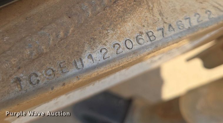 image for item EN8085 2006 Coachcraft fiber optic splicing trailer