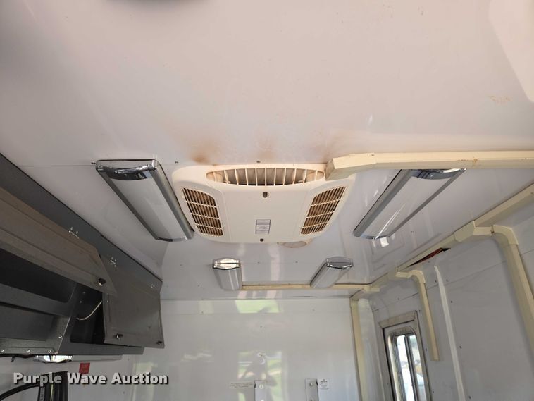 image for item EN8086 2018 Featherlite fiber optic splicing trailer