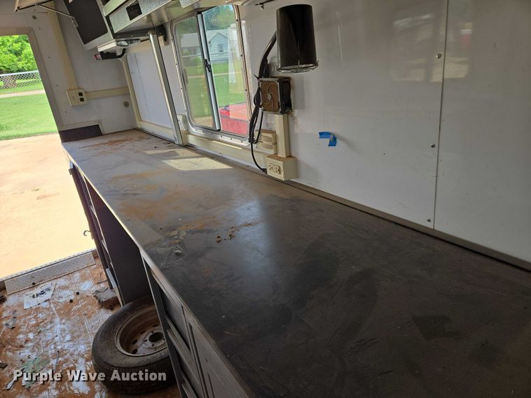 image for item EN8086 2018 Featherlite fiber optic splicing trailer