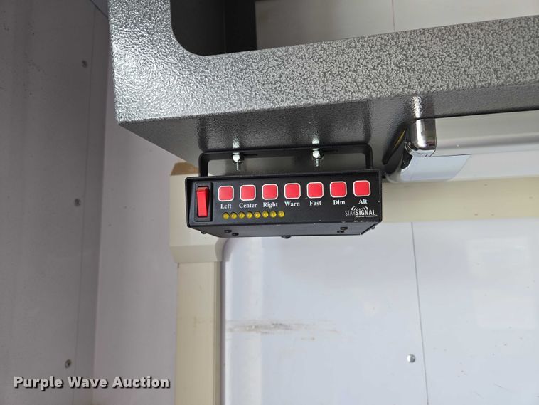 image for item EN8086 2018 Featherlite fiber optic splicing trailer