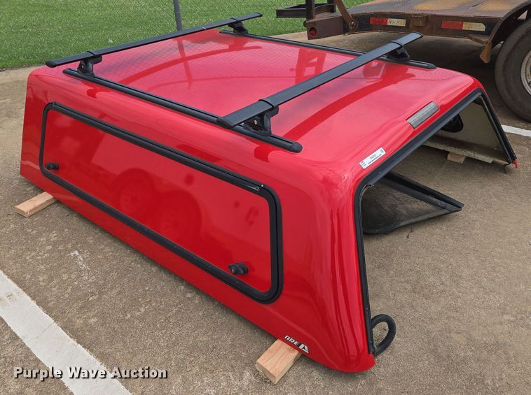 image for item EN8087 ARE pickup truck topper