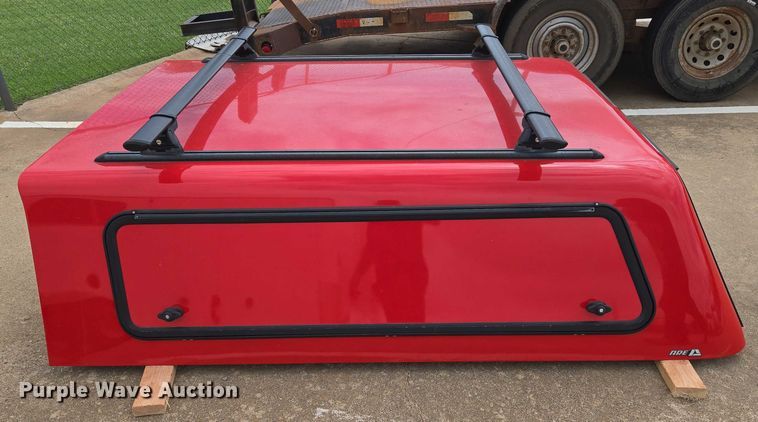 image for item EN8087 ARE pickup truck topper