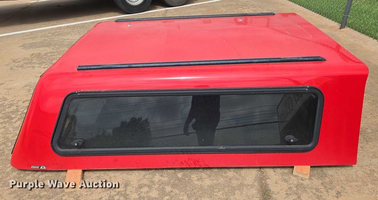 image for item EN8089 ARE pickup truck topper