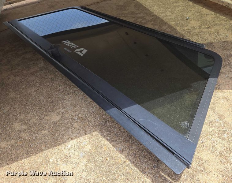 image for item EN8089 ARE pickup truck topper