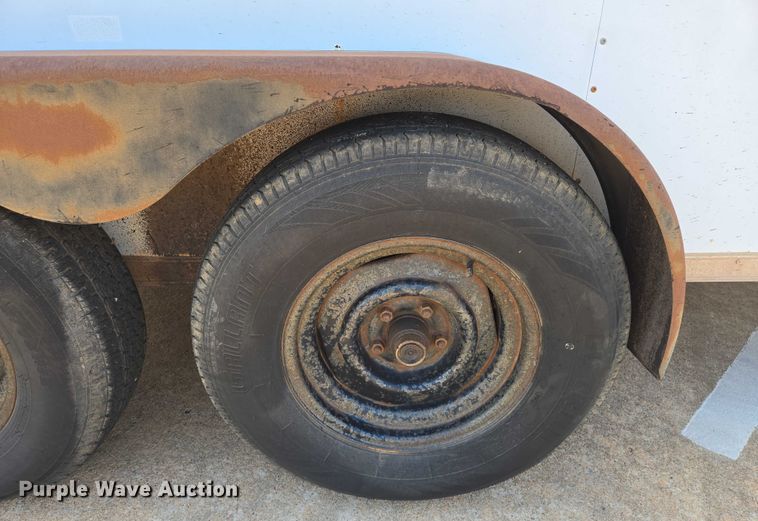 image for item EN8090 1990 Wells Cargo enclosed cargo trailer