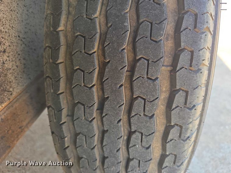 image for item EN8090 1990 Wells Cargo enclosed cargo trailer