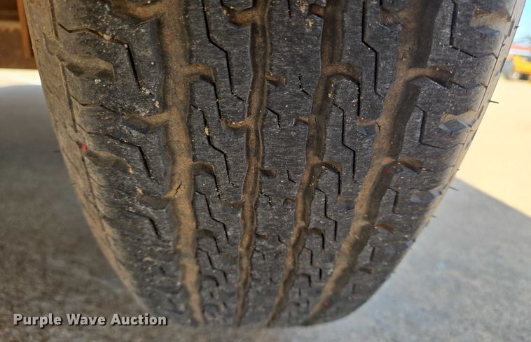 image for item EN8090 1990 Wells Cargo enclosed cargo trailer