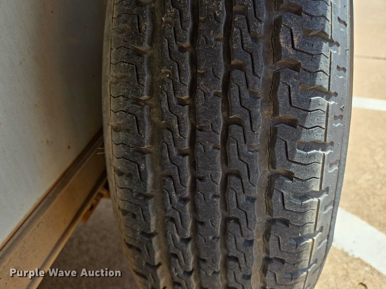 image for item EN8090 1990 Wells Cargo enclosed cargo trailer