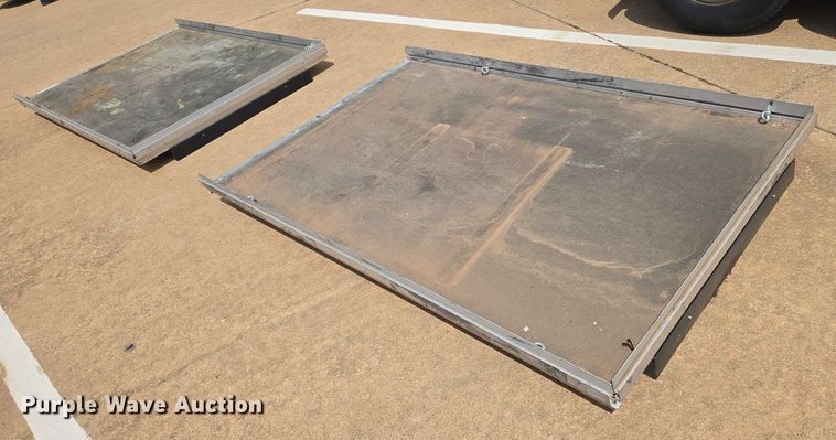 image for item EN8091 (2) Cargo Glide CG-1500 truck bed slide outs