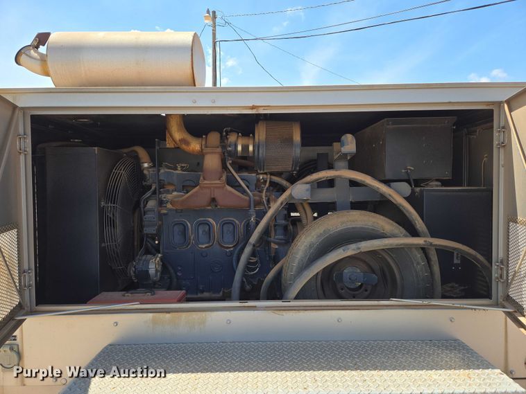 image for item EN8106 Stewert & Stevenson TM-4GT-130 generator