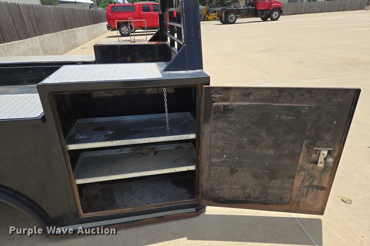 image for item EN8114 CM 503055 utility bed