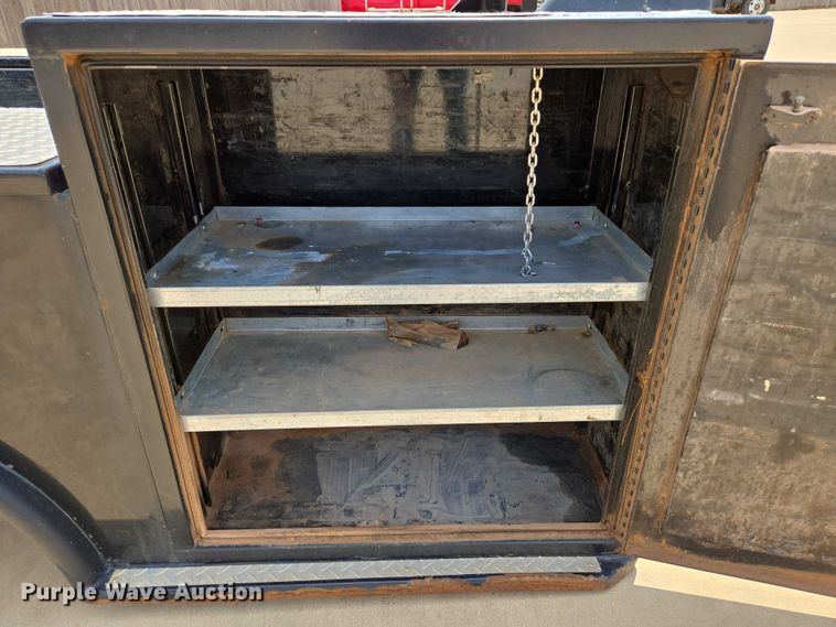 image for item EN8114 CM 503055 utility bed