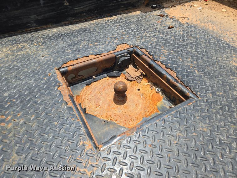 image for item EN8114 CM 503055 utility bed