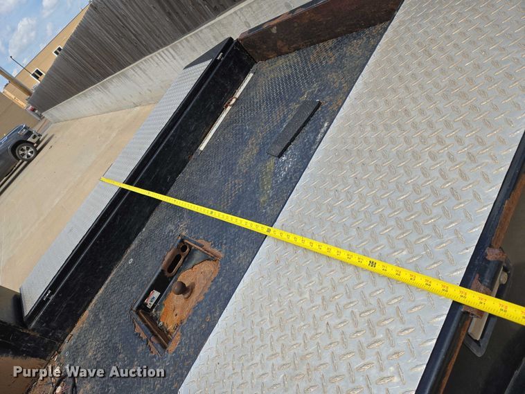 image for item EN8114 CM 503055 utility bed