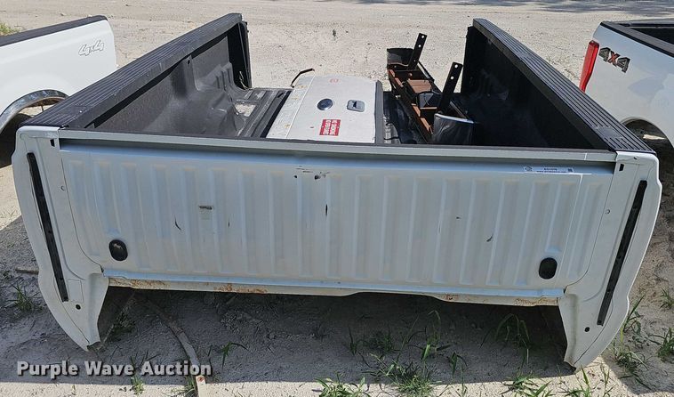 image for item EO1076 Pickup truck bed