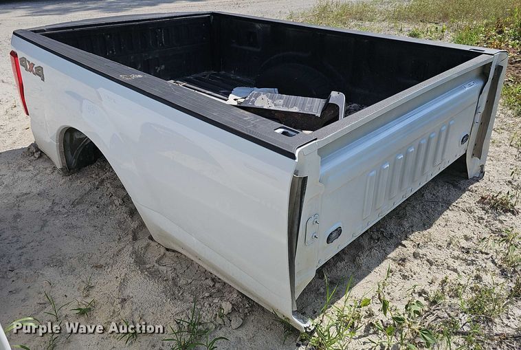 image for item EO1077 Pickup truck bed