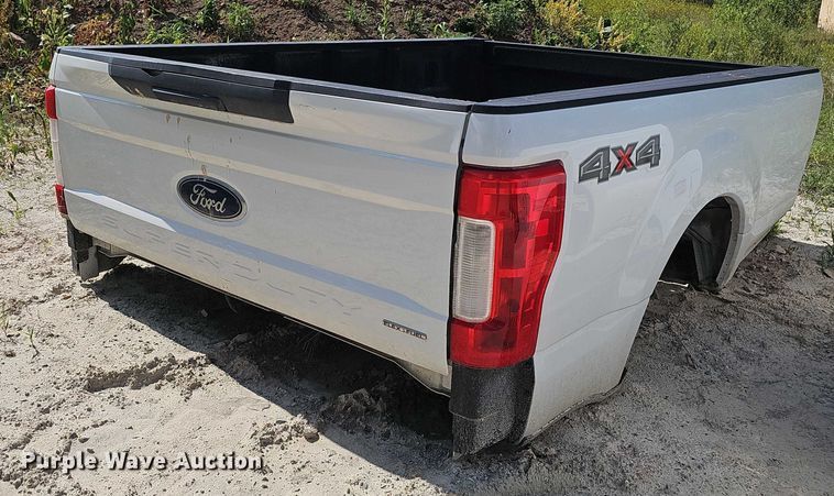 image for item EO1077 Pickup truck bed