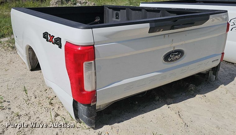 image for item EO1077 Pickup truck bed