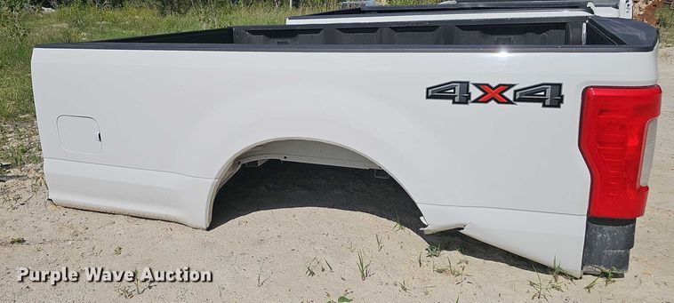 image for item EO1077 Pickup truck bed