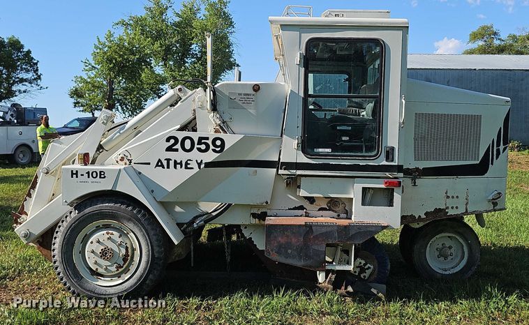 image for item EO1080 Athey  H-10 street sweeper