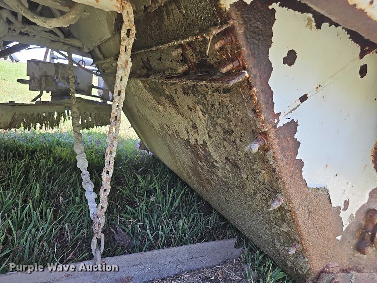 image for item EO1080 Athey  H-10 street sweeper