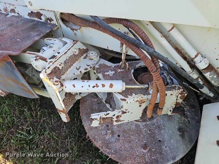 image for item EO1080 Athey  H-10 street sweeper