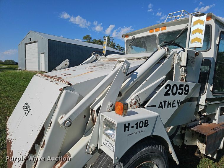 image for item EO1080 Athey  H-10 street sweeper