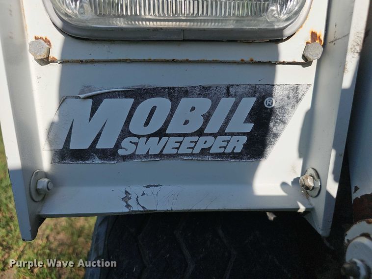 image for item EO1080 Athey  H-10 street sweeper