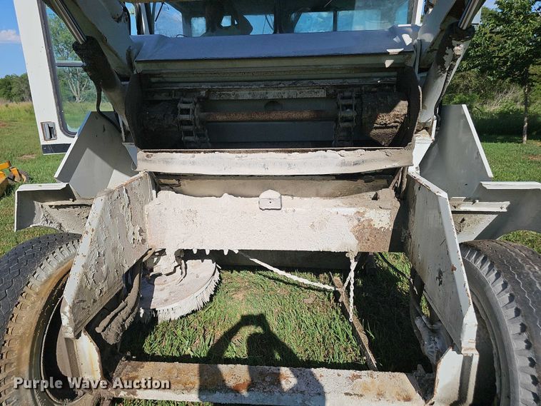 image for item EO1080 Athey  H-10 street sweeper