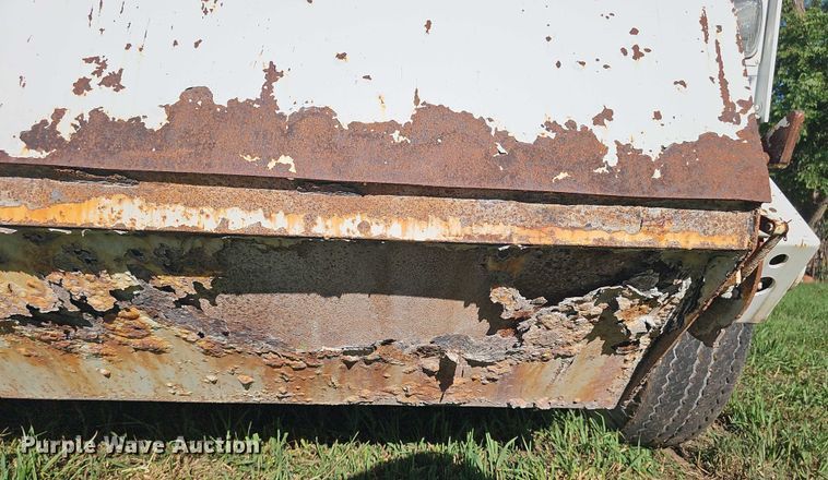 image for item EO1080 Athey  H-10 street sweeper