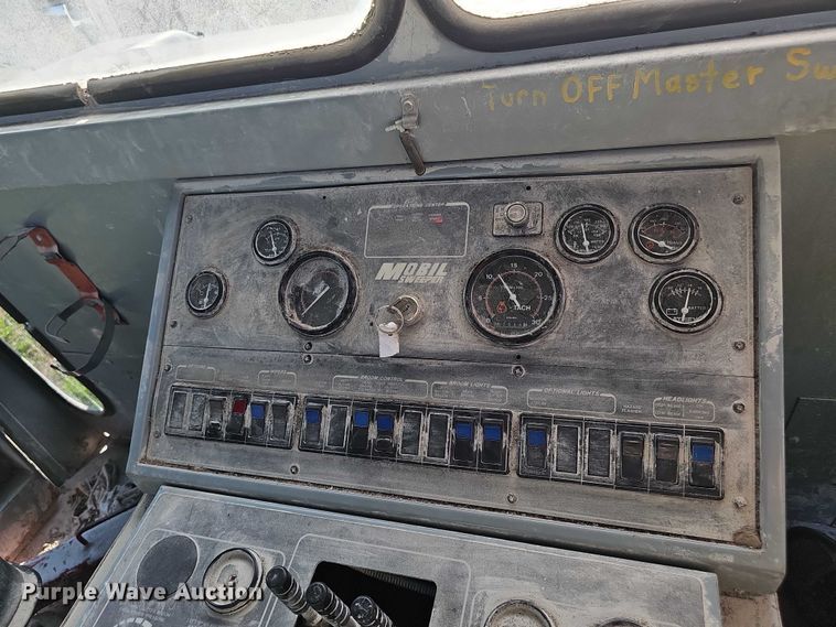 image for item EO1080 Athey  H-10 street sweeper