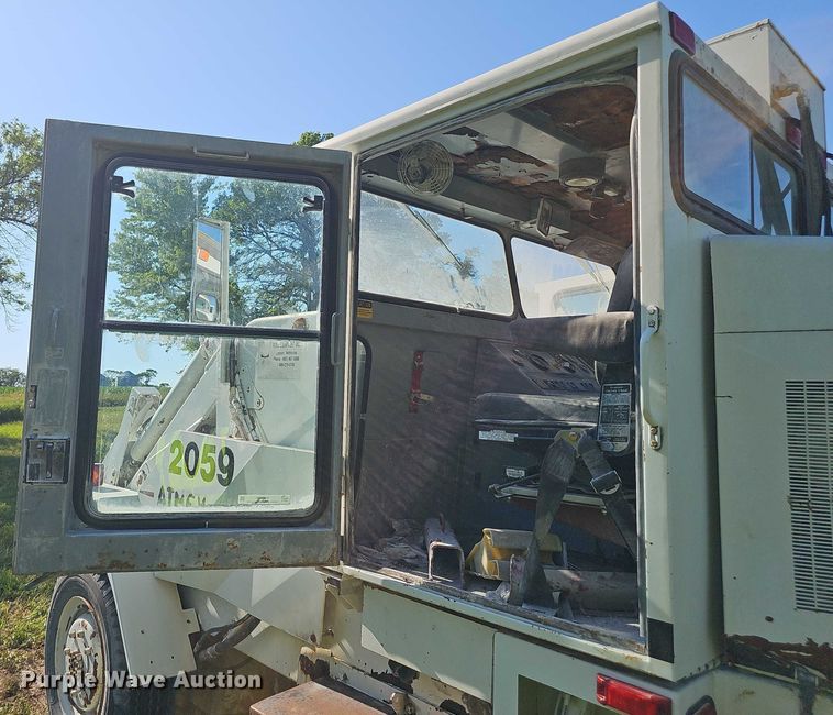 image for item EO1080 Athey  H-10 street sweeper