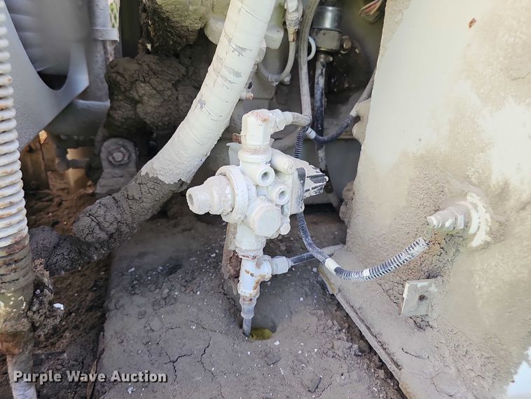 image for item EO1080 Athey  H-10 street sweeper