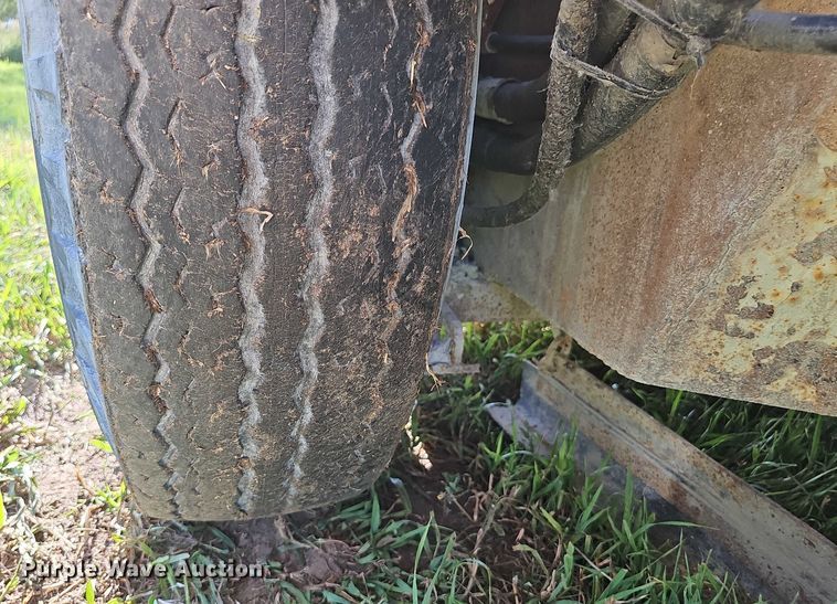 image for item EO1080 Athey  H-10 street sweeper