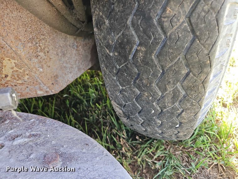 image for item EO1080 Athey  H-10 street sweeper