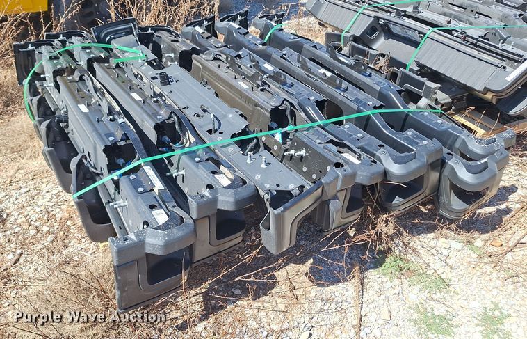 image for item EQ2256 (11) Ford F250 bumpers 