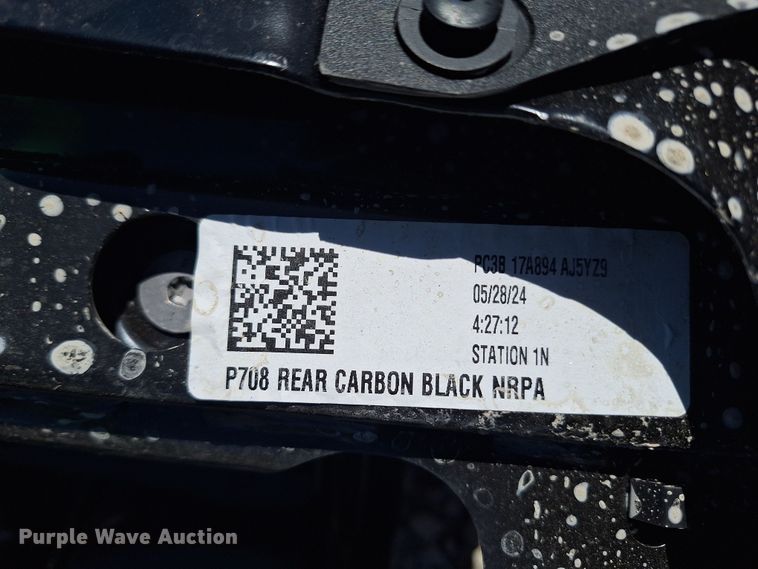 image for item EQ2256 (11) Ford F250 bumpers 