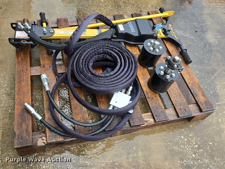 image for item EQ2590 Curb Roller HS1772 curb roller