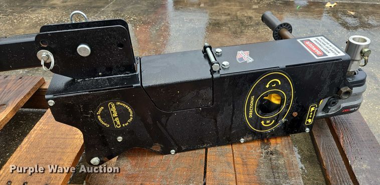 image for item EQ2591 Curb Roller batt screed