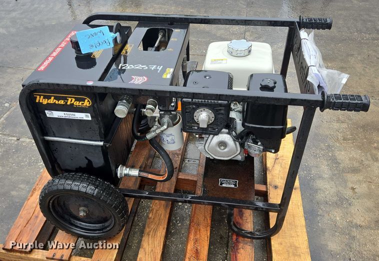 image for item EQ2592 Curb Roller HP1813 hydraulic power source