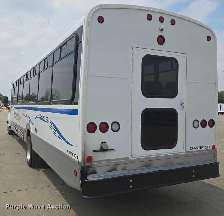 image for item ER5268 2007 Chevrolet C5V042 shuttle bus