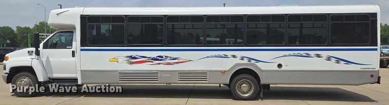 image for item ER5268 2007 Chevrolet C5V042 shuttle bus